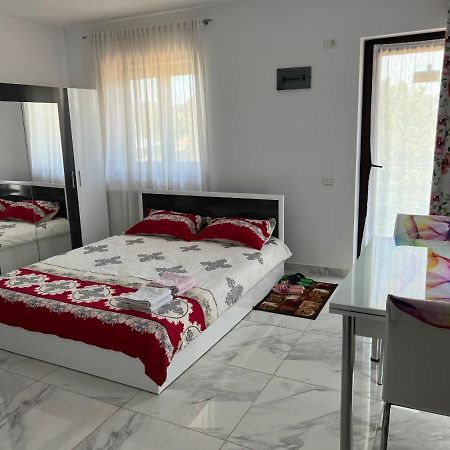 Home Naya Bükreş Dış mekan fotoğraf