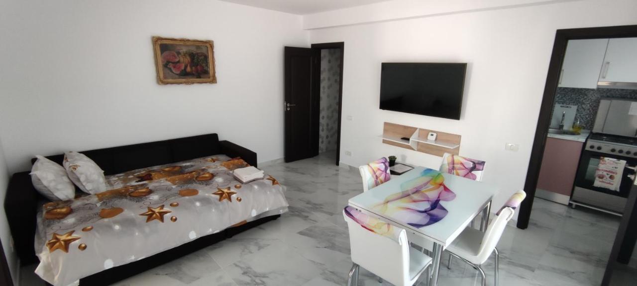 Home Naya Bükreş Dış mekan fotoğraf