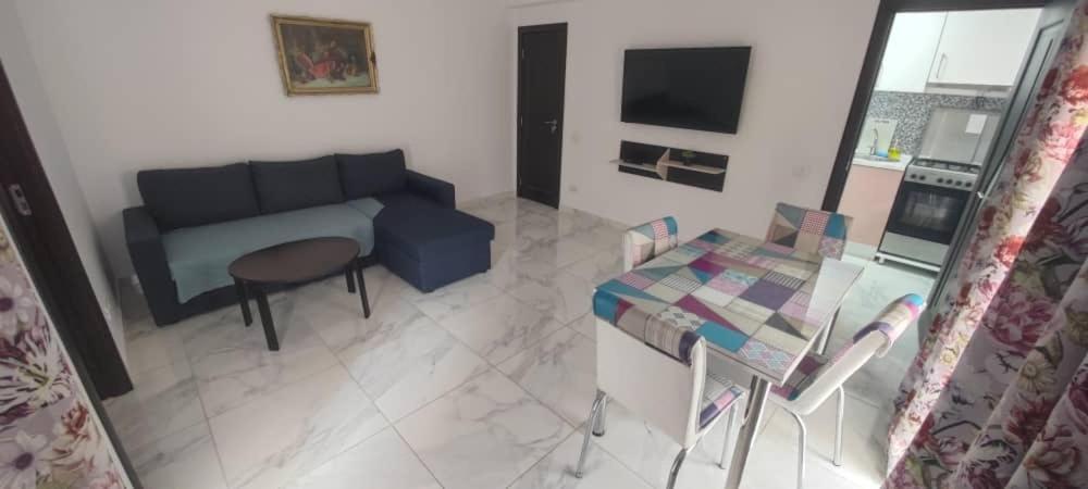 Home Naya Bükreş Dış mekan fotoğraf