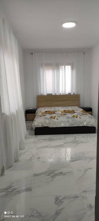 Home Naya Bükreş Dış mekan fotoğraf