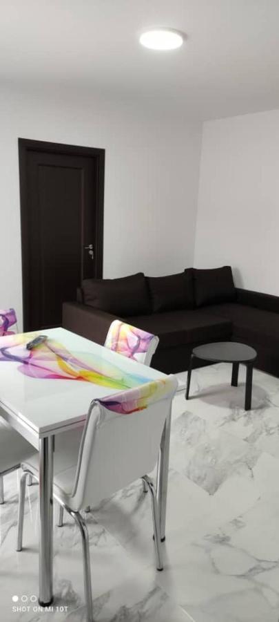 Home Naya Bükreş Dış mekan fotoğraf